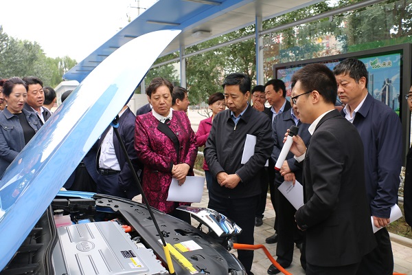 市委副書記、市長王奮彥帶隊(duì)觀摩督查公司項(xiàng)目建設(shè)工作(圖2)